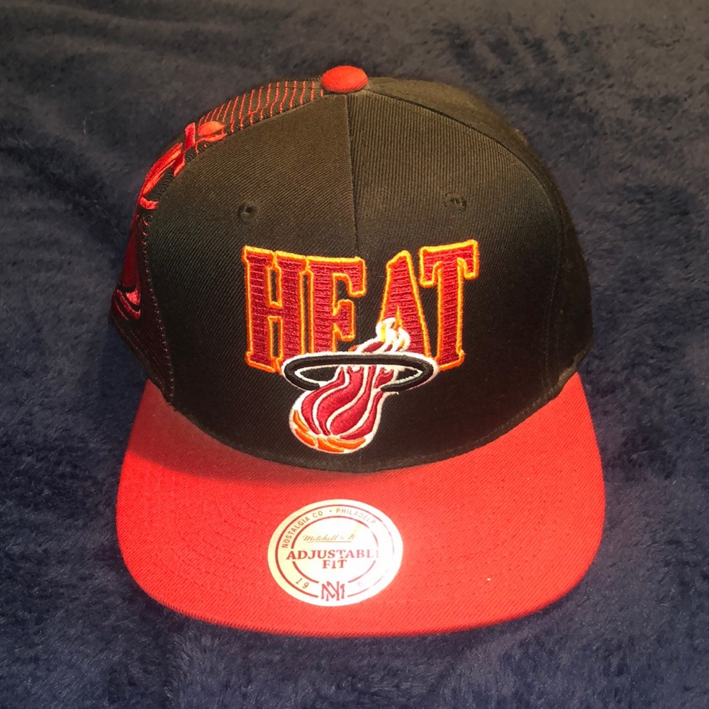 Mitchell & Ness Miami Heat Hat.